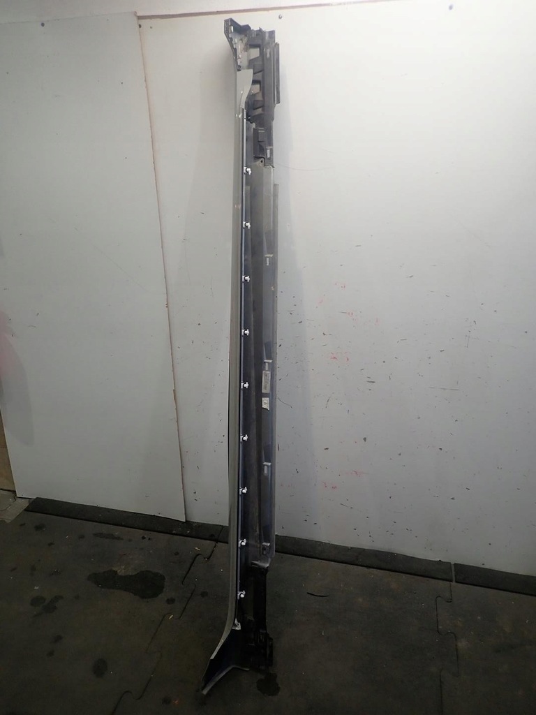 фото №7, Поріг лівий молдинг поріг audi rs6 c8 2018- карбон