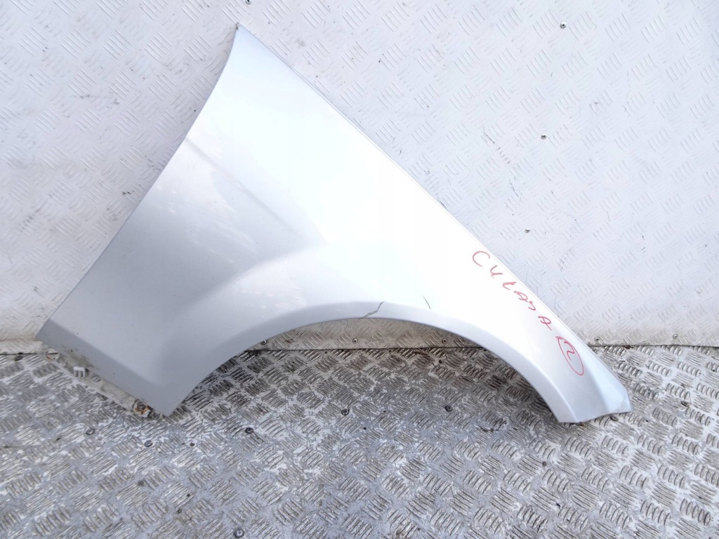 фото №1, Крыло правый перед mercedes c-klasa w204