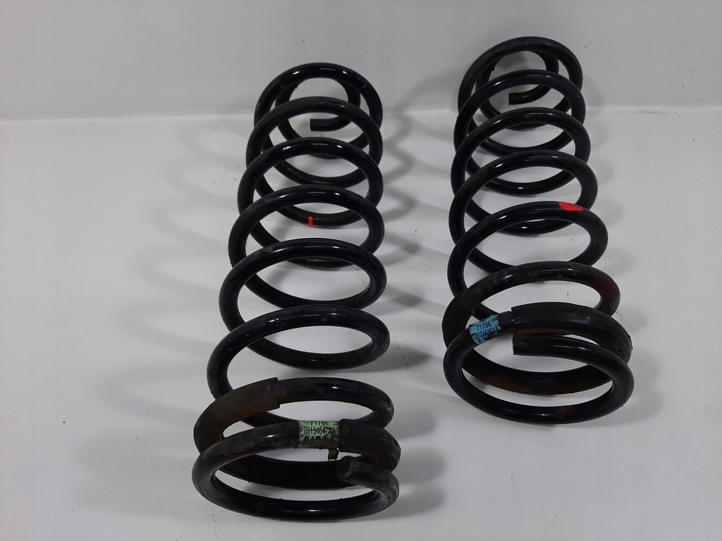 фото №10, Dodge ram 1500 2x4 14r пружини ліва права задня