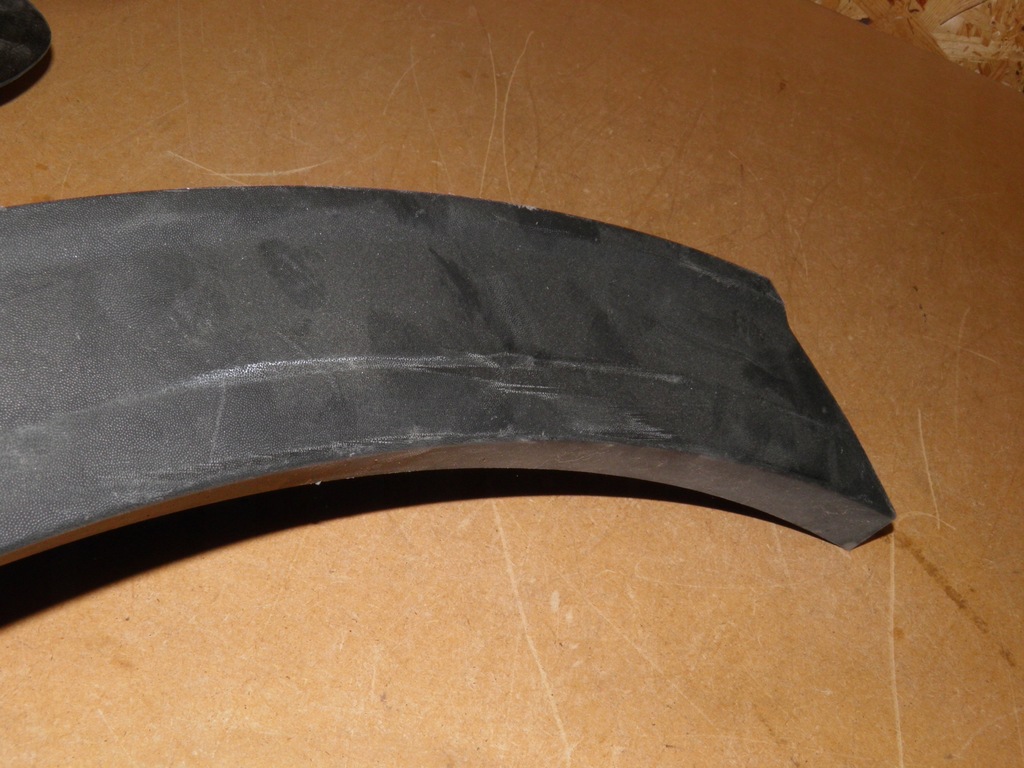 фото №2, Kia sportage v молдинг накладка крыла правый задняя 87744-r2000 оригинальный номер