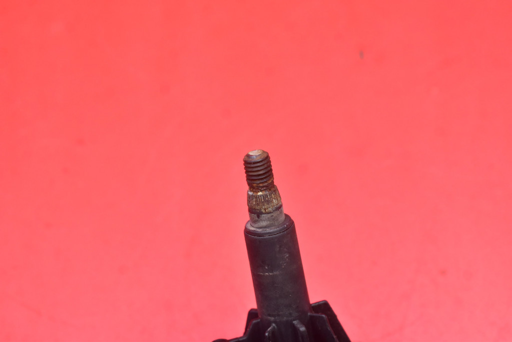 фото №5, Моторчик двірники задня 9683557580 v000001968 citroen c2 1 i 03-08