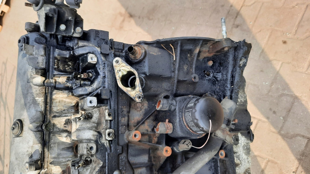 Двигун 1.9 dci f9k renault volvo вимірювання Зі Шроту