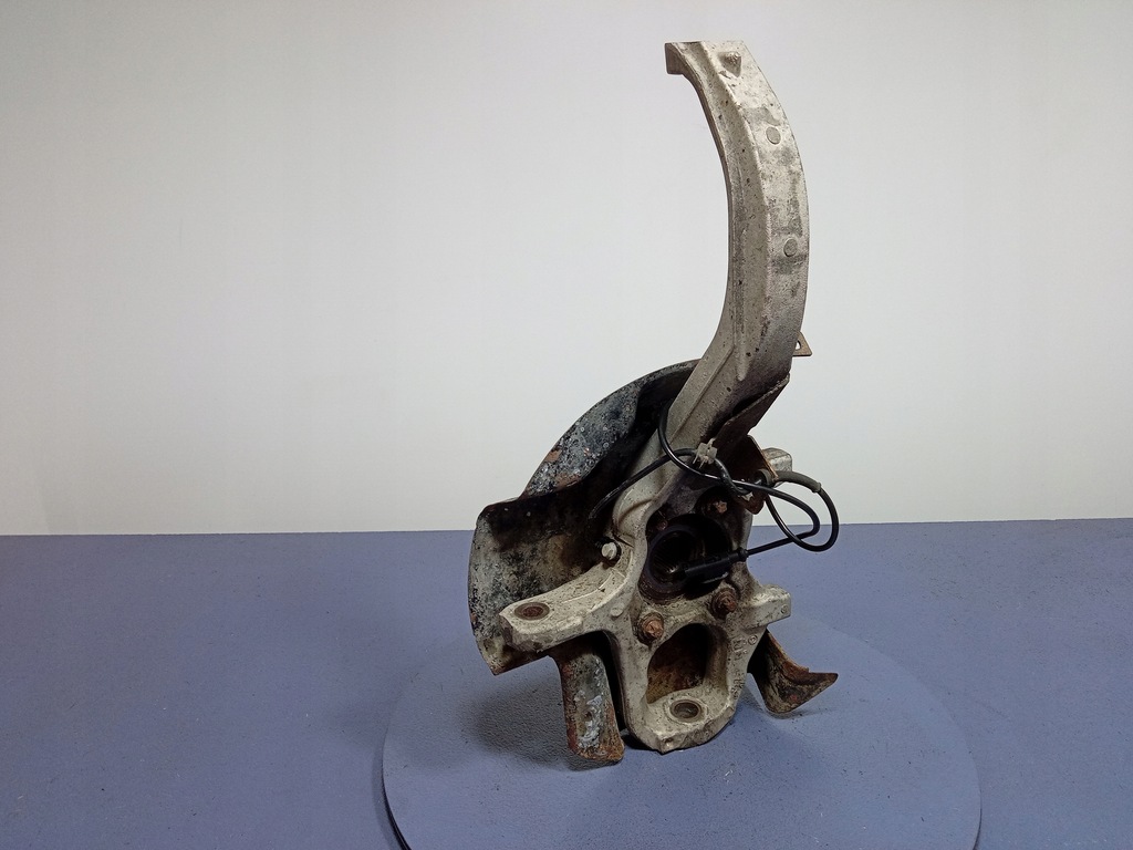 фото №2, Alfa romeo 159 1.75 tbi поворотний кулак права перед передня