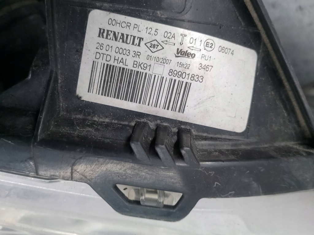 фото №4, Лампа перед права renault laguna iii 260100033r 89901833