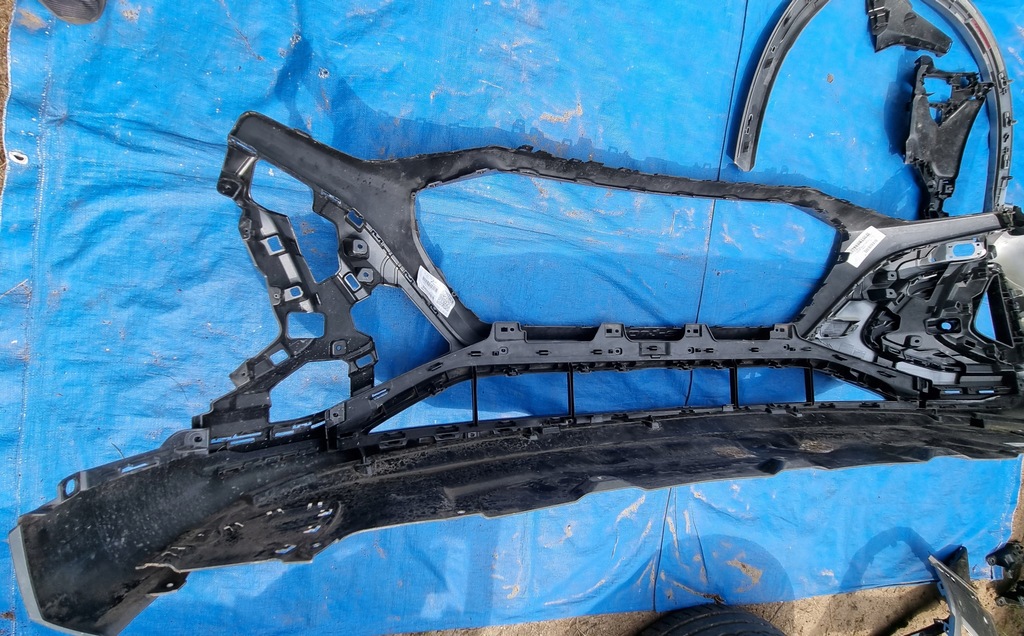 фото №7, Audi q8 e-tron etron кутик бампер передній перед кутик решітка підкрилок