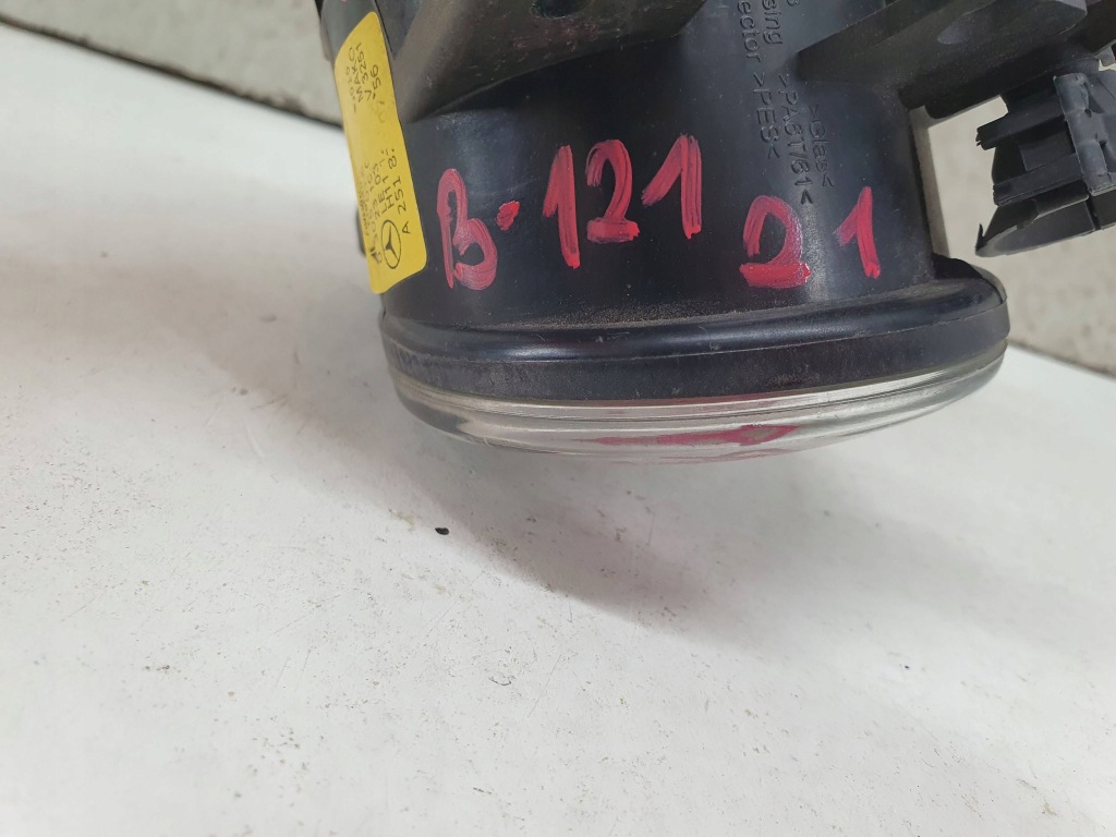 фото №5, Mercedes-benz a w169 противотуманная фара