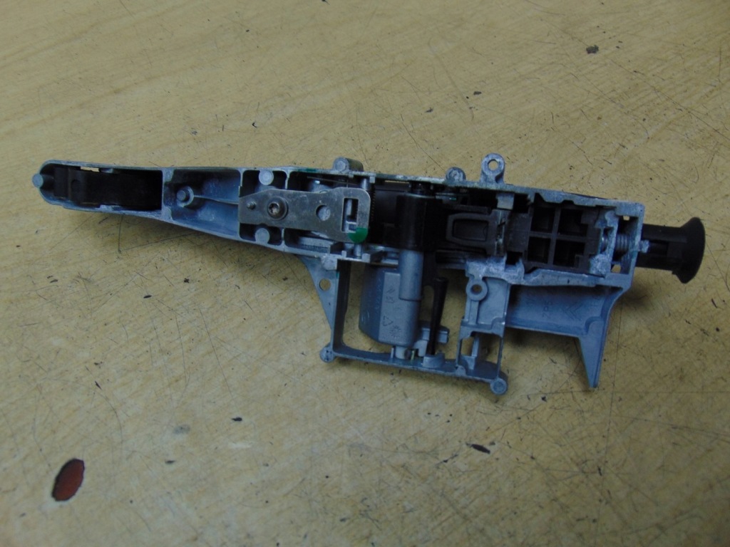 фото №10, Ручка наружная правая дверь раздвижных citroen berlingo iii