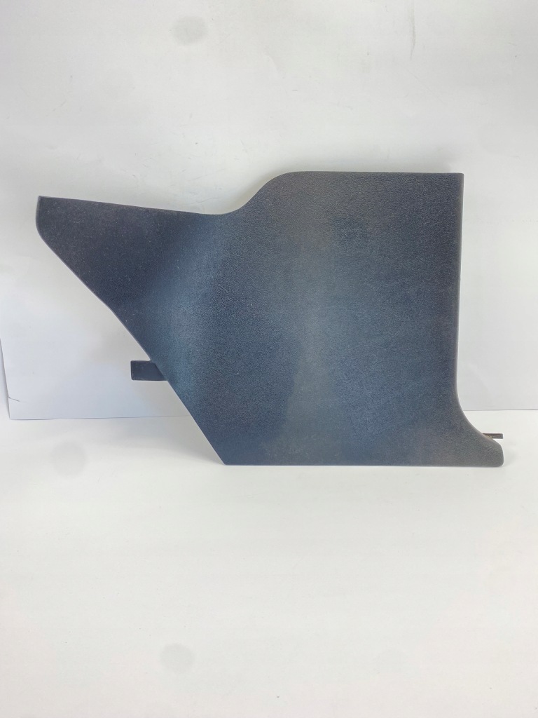 фото №1, Пластик защита порог стойка czarna mercedes w124 1246880206 оригинальный номер