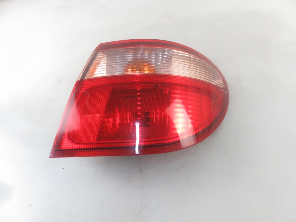 фото №1, Лампа правая задняя nissan almera n16 sedan