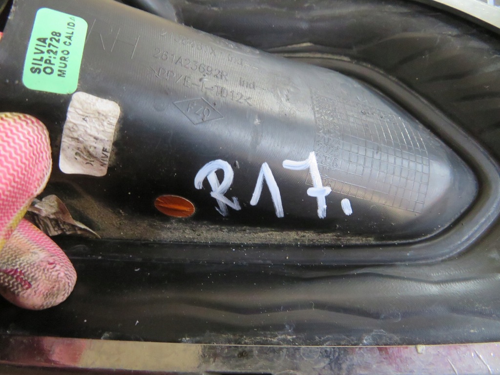 фото №13, Решётка бампера правый перед renault kadjar lift 261a23692r