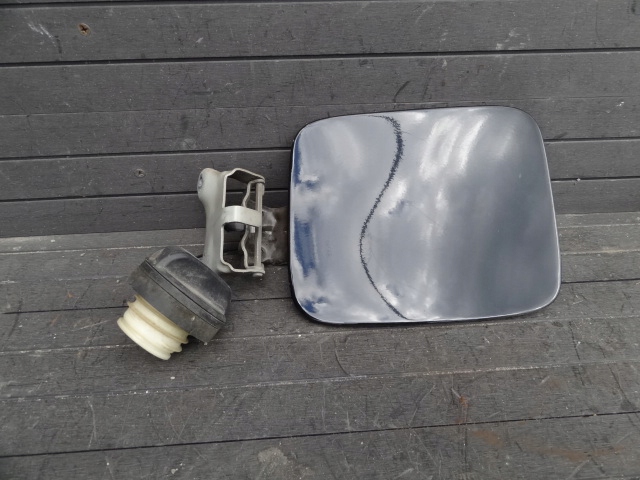 фото №1, Suzuki baleno ii 2015 крышка заливной топлива + крышка