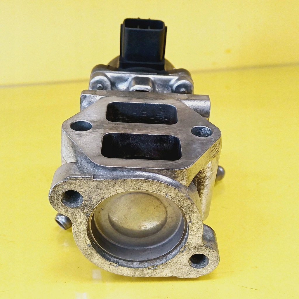 фото №8, Клапан egr mitsubishi carisma 1.8 79582 nr47