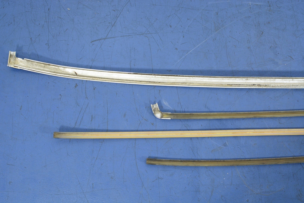 Bmw 5 e12 e28 накладки декоративні скло задній Недорого