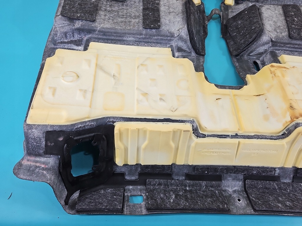 фото №10, Шумоізоляція обшивка підлога kia niro i 2016-2022