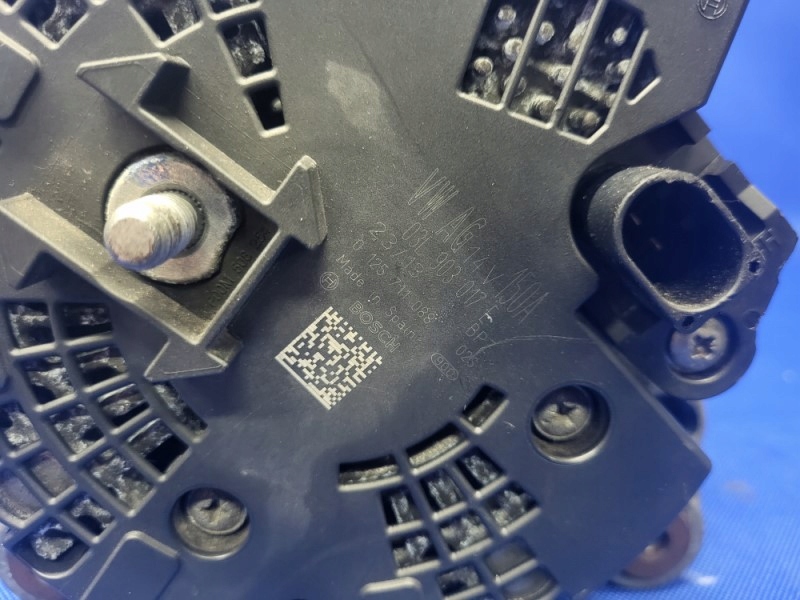 фото №4, Генератор audi a4 b8 2.0 tdi