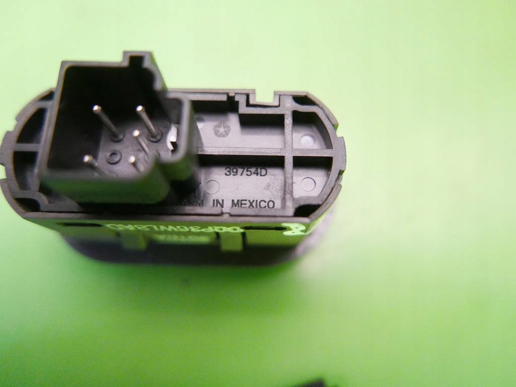 фото №9, Переключатель подогрев сиденье chrysler pt cruiser 00-