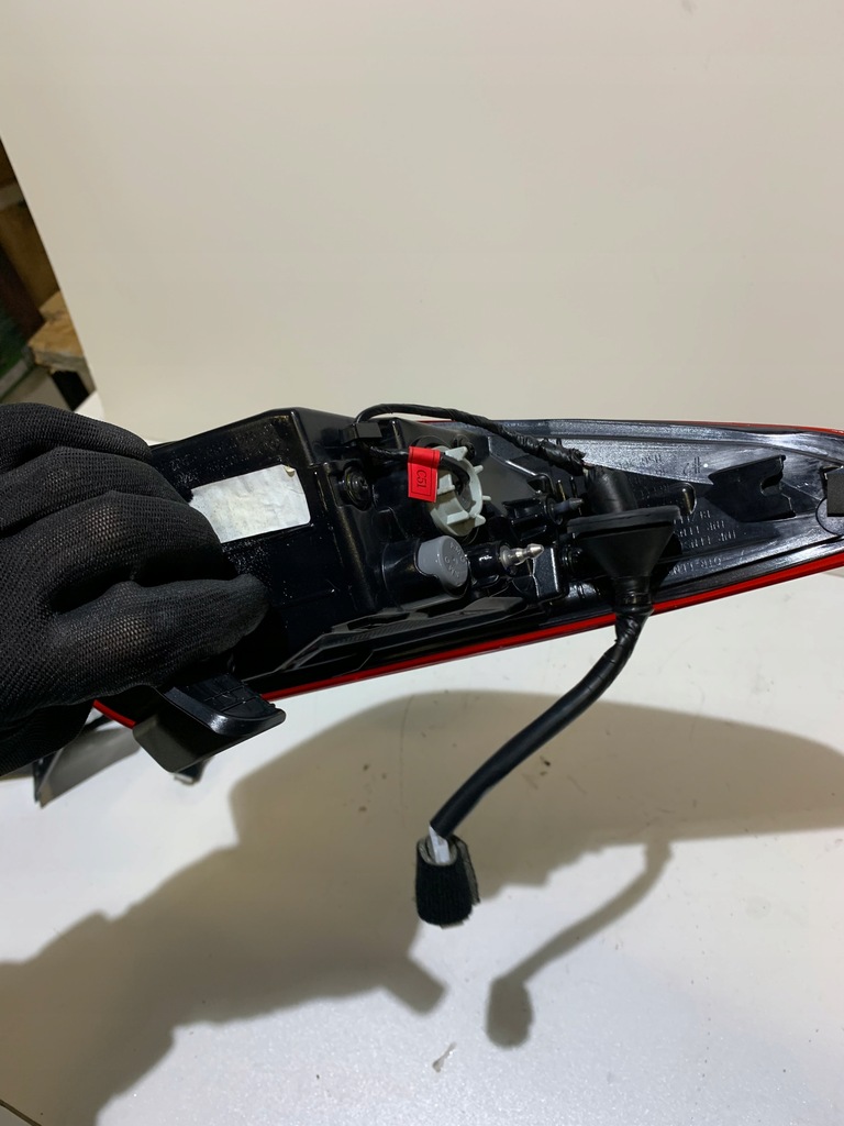 фото №6, Hyundai kona 2022 лампа задняя правая задняя w крыло