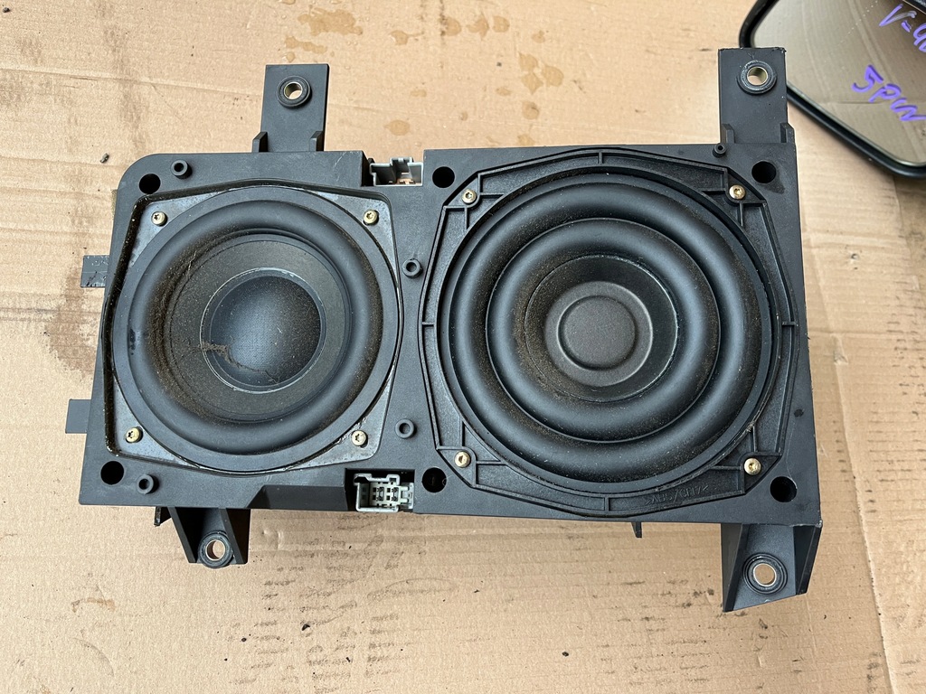 фото №1, Динамік сабвуфер volvo s40 v40 2000-2004 30630166