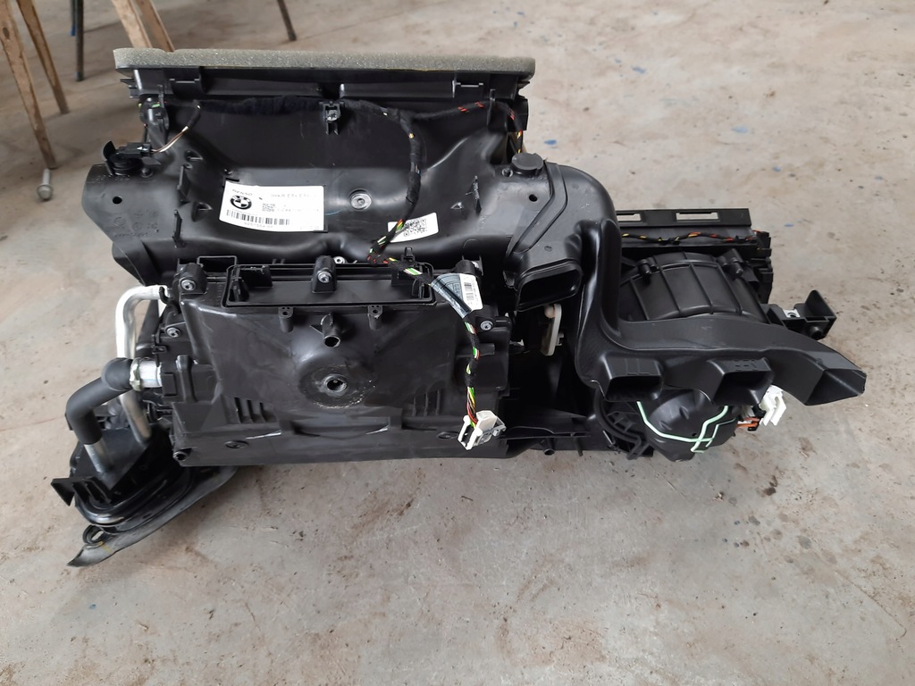 фото №6, Bmw x1 e84 2.0i lift обігрівач kpl.