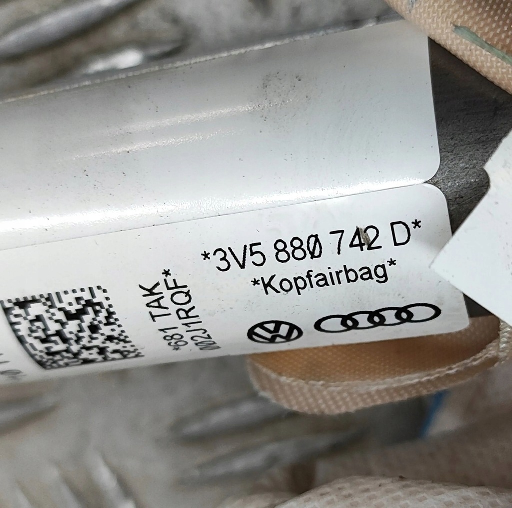 фото №7, Skoda superb b8 3v 2017 права сторона шторка безпеки подушка безпеки