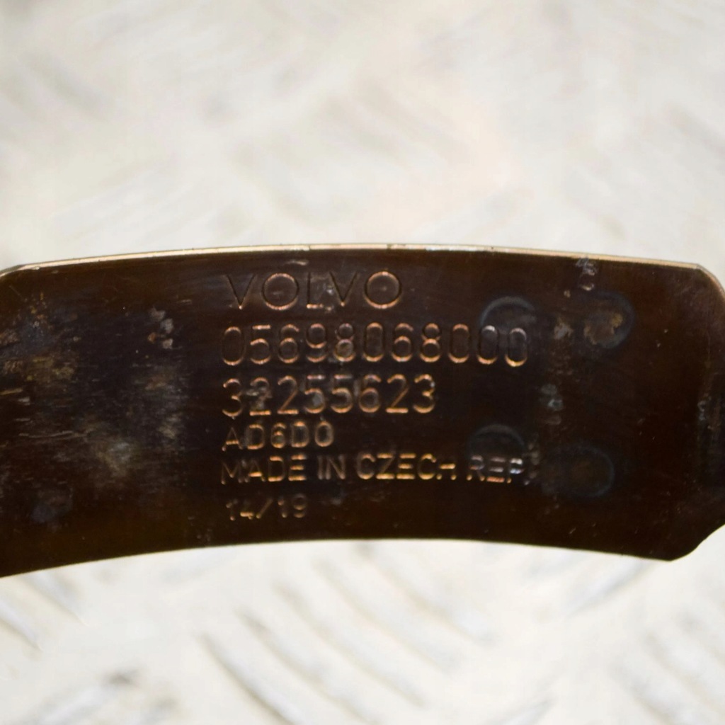 фото №7, Volvo xc60 2019 кронштейн / кронштейн глушителя