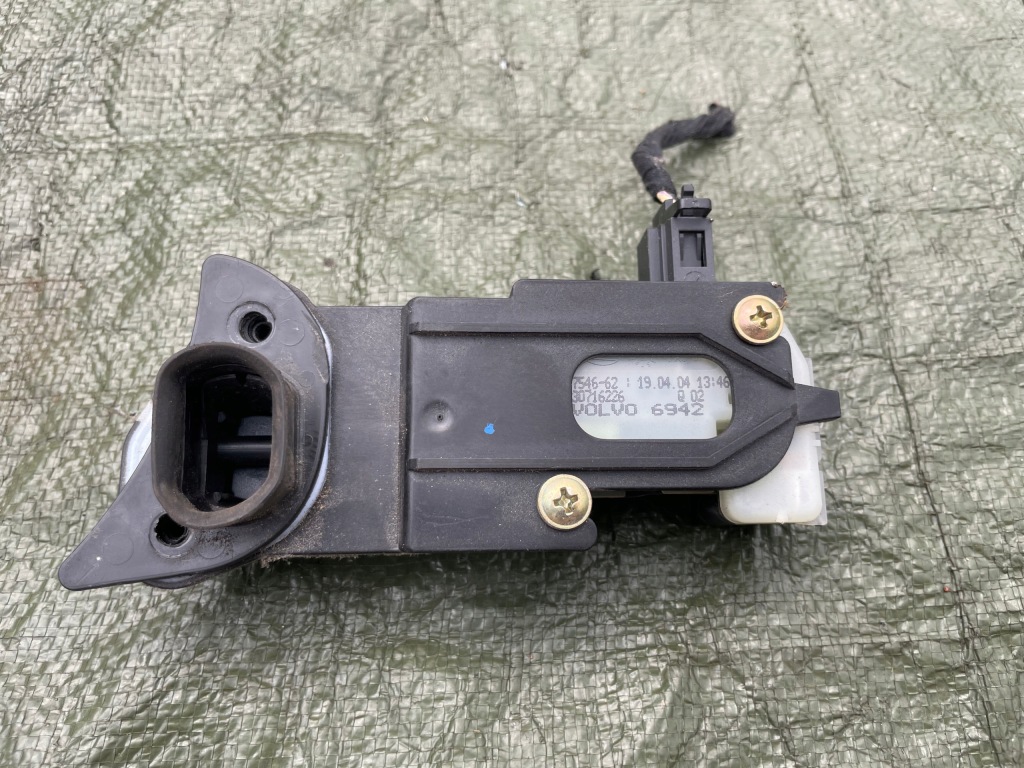 фото №1, Привід кришка заливної пального 30716226 volvo v50