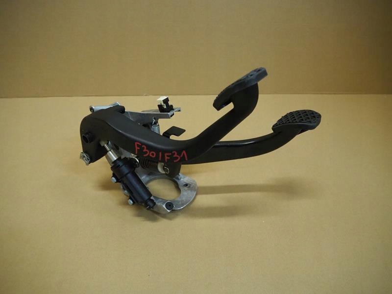 фото №1, Педаль тормоза сцепления помпа bmw f31