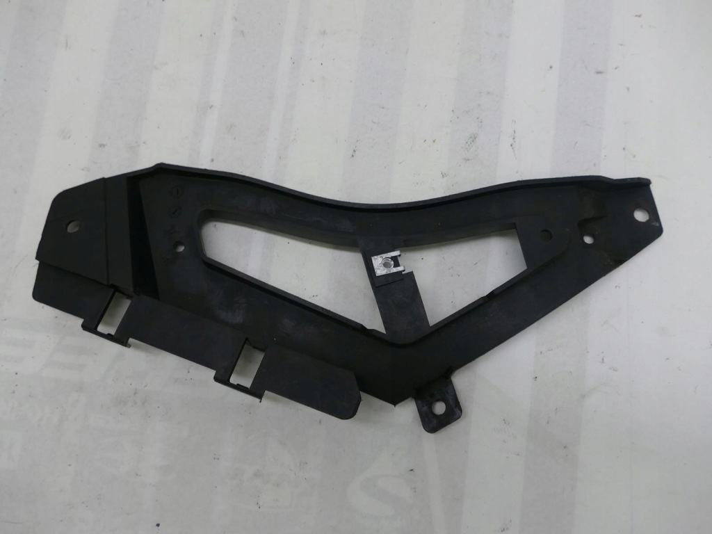 фото №1, Bmw 7 e65 напрямна кронштейн підкрилок лівий задня