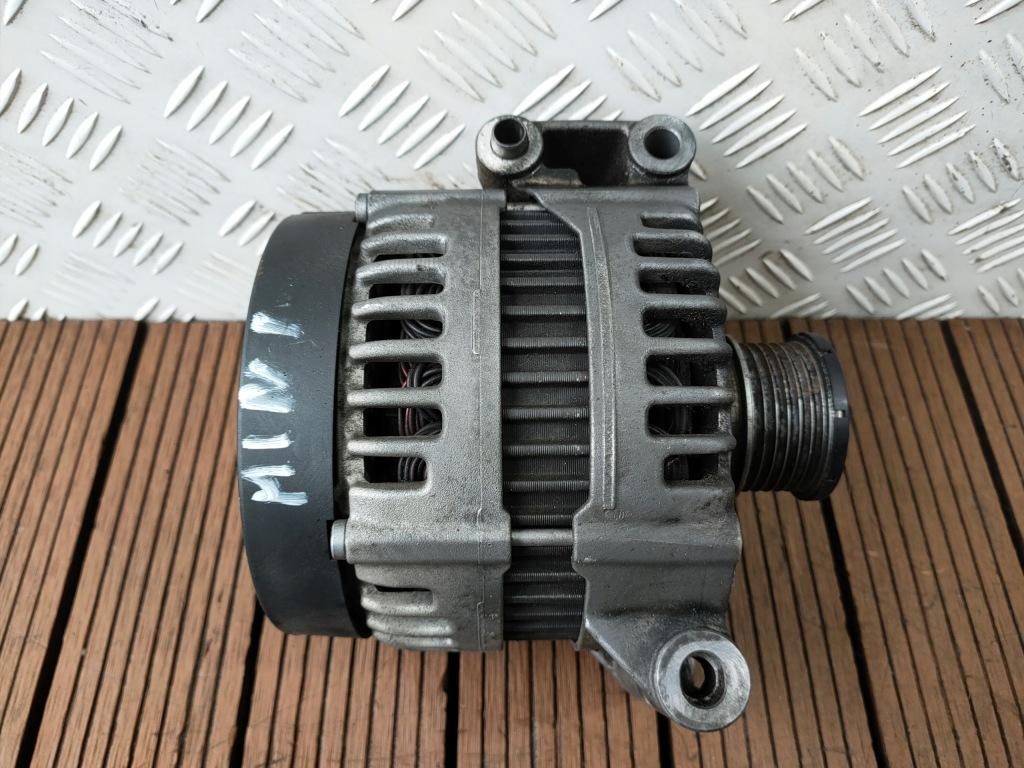 Купити Mini cooper r56 06-13 1.6b генератор 7575650 оригінальний номер