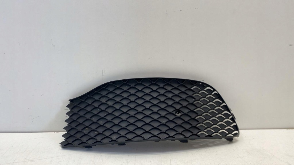 Купить Mercedes v-klasa w447 решётка бампера перед левая