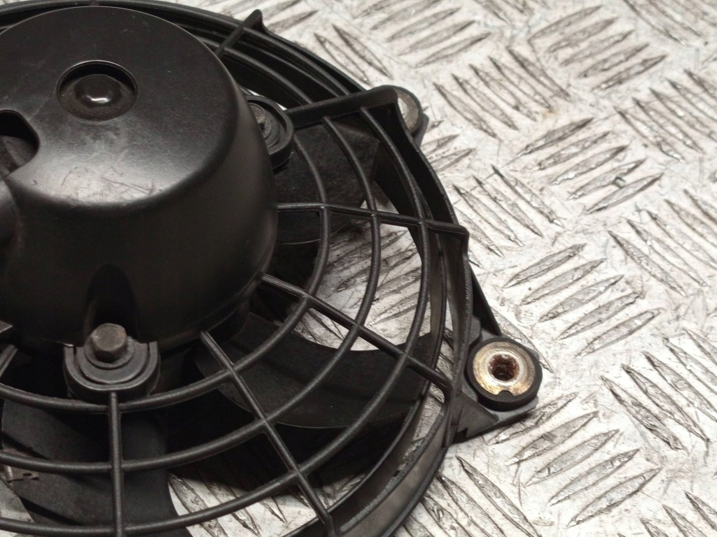 Porsche оригінальний номер 99762404600 997 911 вентилятор радіатора Зі Шроту