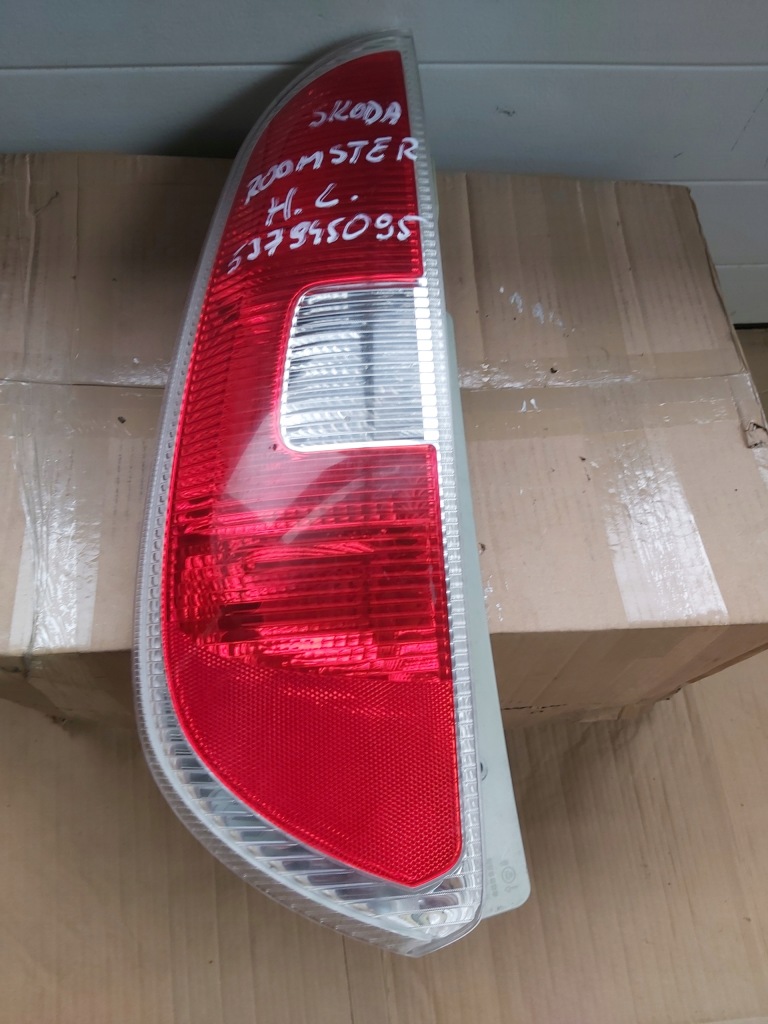 фото №1, Skoda roomster 5j7945095 лампа лівий задня
