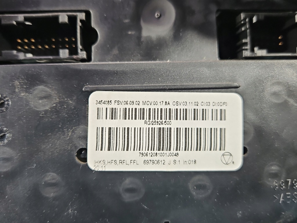 фото №7, Консоль панель обдув mini cooper one ii r56 06- 69790612