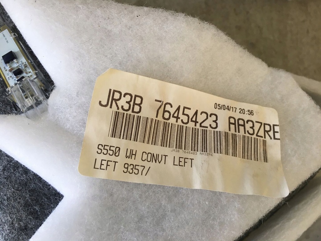 фото №7, Ford mustang 15- обшивка багажника cabrio