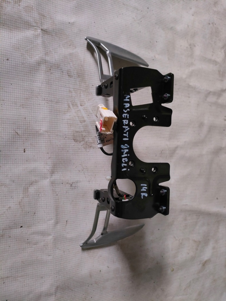 фото №1, Maserati ghibli рычаг переключения передач 670013665