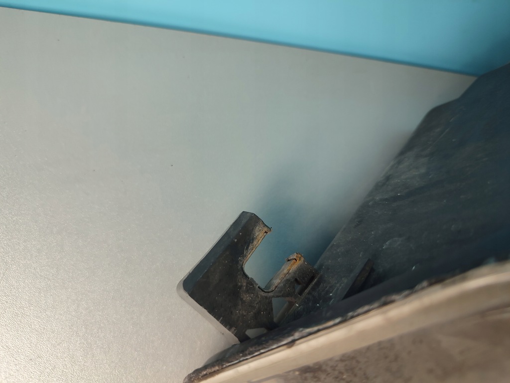 фото №9, Лампа левый перед передняя audi a3 8p 8p0941003k