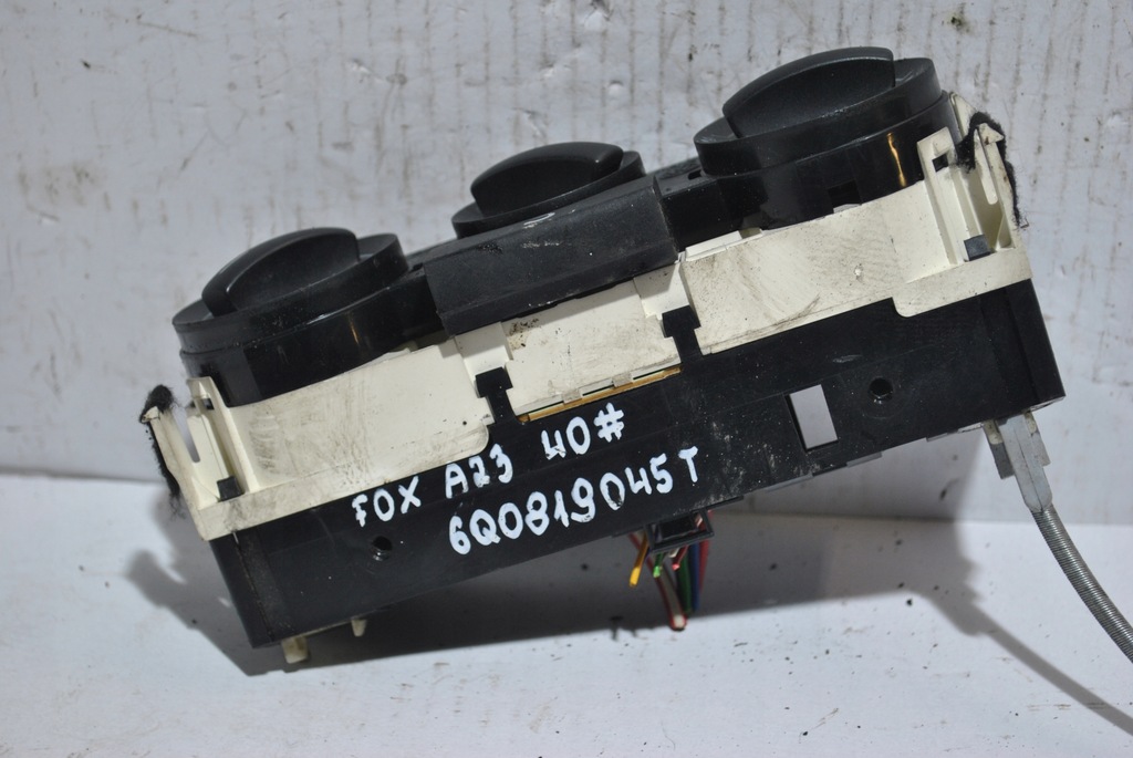 фото №6, Панель керування вентиляція vw fox 6q0819045t