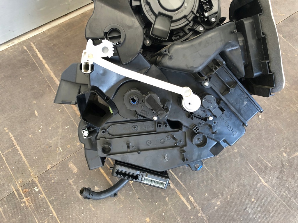 фото №5, Renault megane iv gt line отопитель