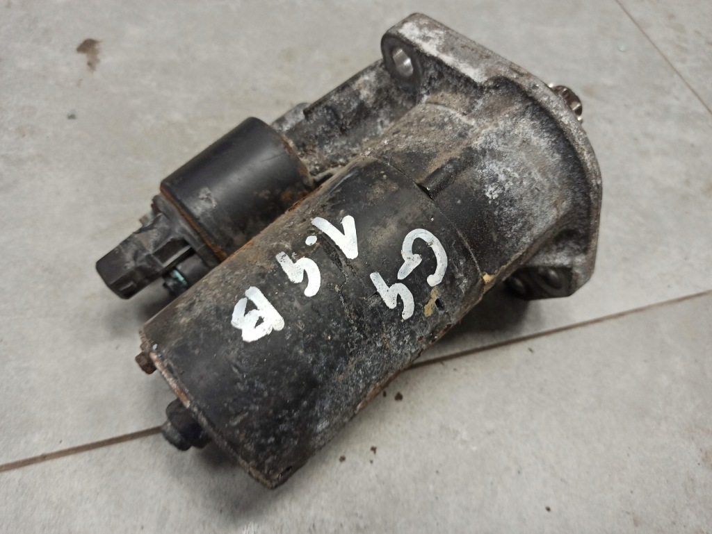 Купити Vw golf v 03-10 1.4b стартер 00001122404