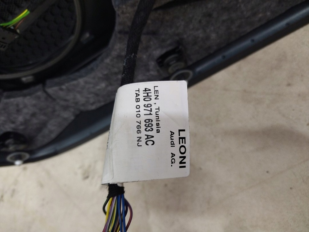 фото №15, 4h4868067 обивка обшивка дверь левый задняя audi a8 d4 long 2010-2018r