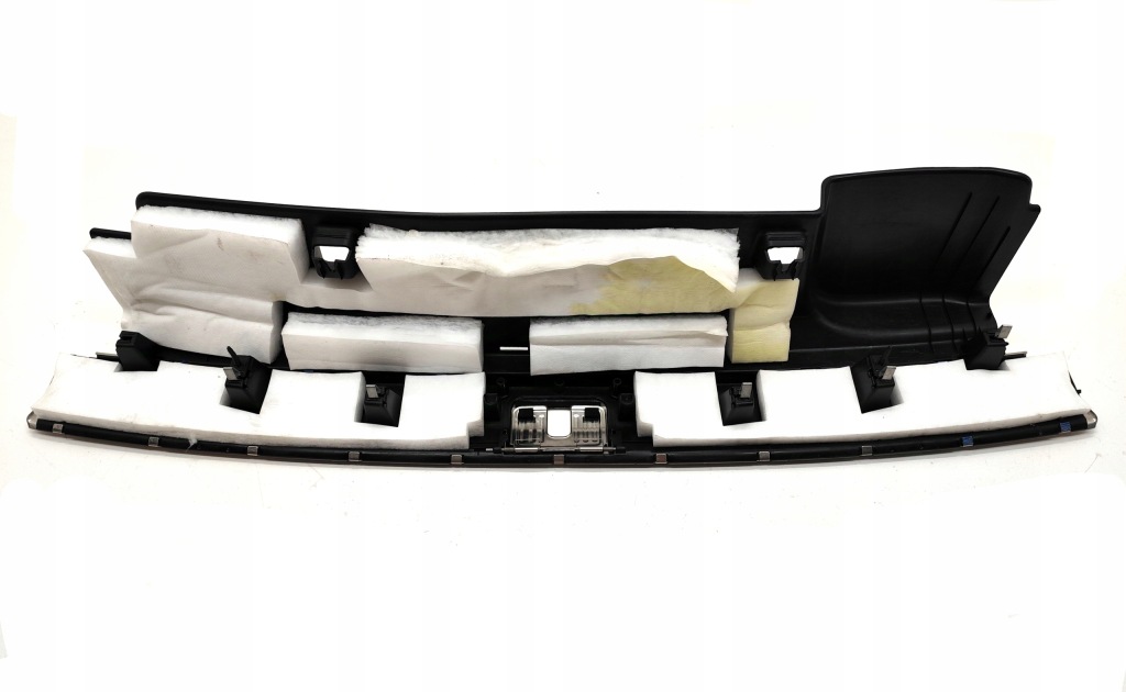 Audi q7 4m накладка порог багажника 4m0864483 Недорого