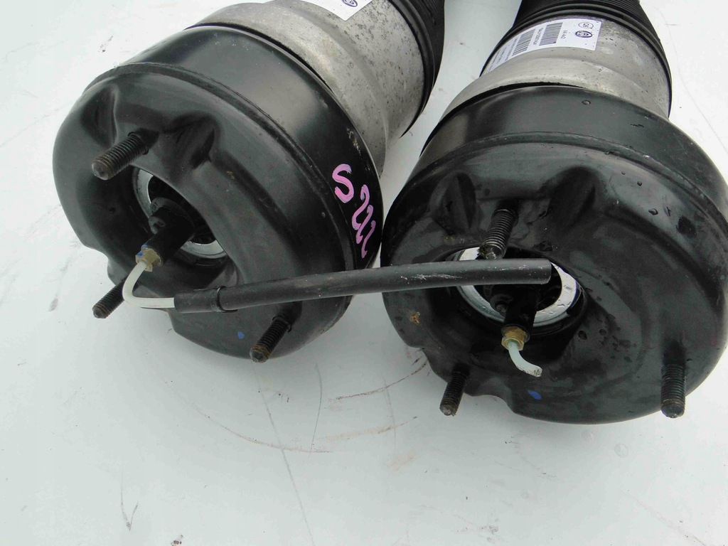 фото №13, Mercedes-benz c w206 rear left upper door hinge a2067305101 original