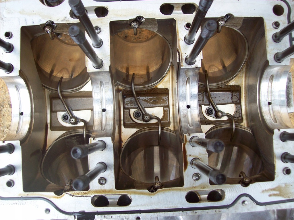 фото №8, Alfa romeo giulia quadrifoglio 2.9 блок двигателя