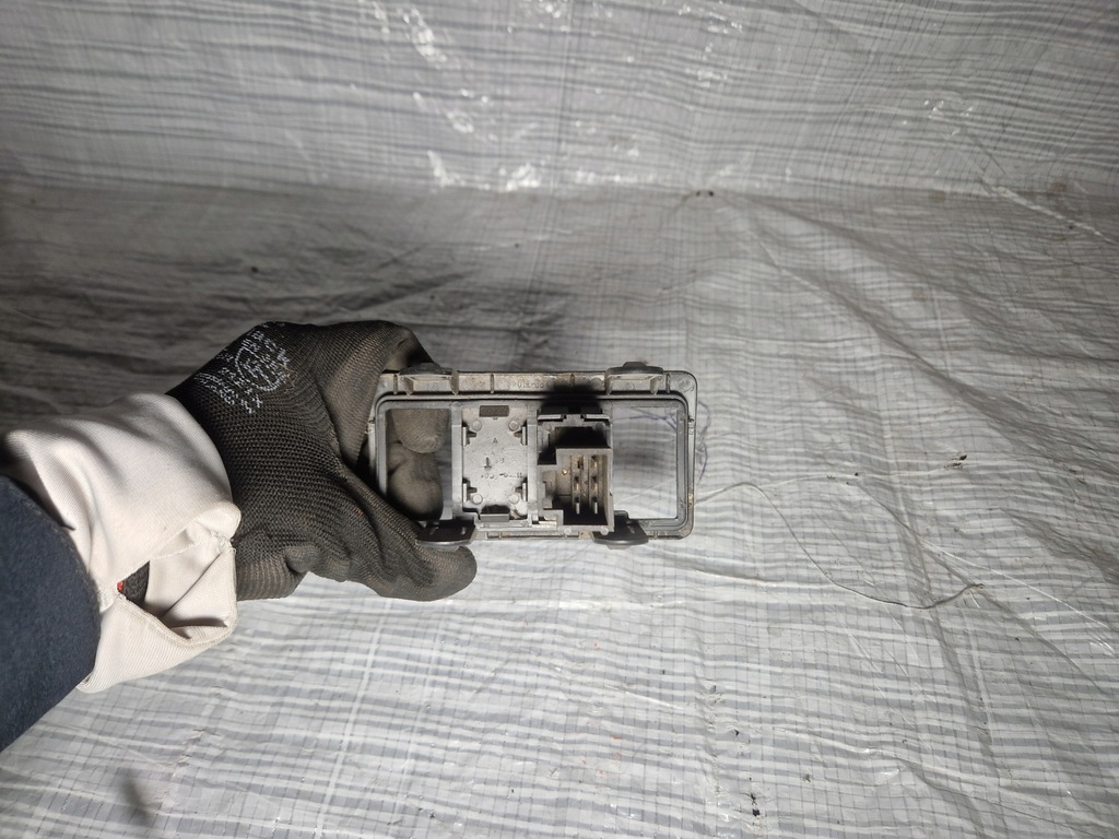 фото №8, Cabstar maxity 07- переключатель ehs adj fast slow