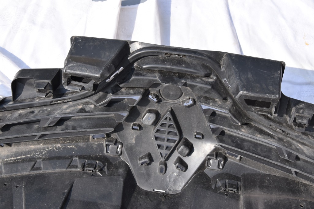 фото №4, Renault clio iv lift решётка радиатора решётка радиатора бампера 622562901r оригинал