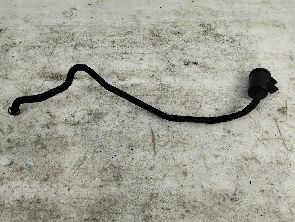 фото №1, Audi a6 c7 3.0 tfsi трубка вентиляция бака 4g0906621