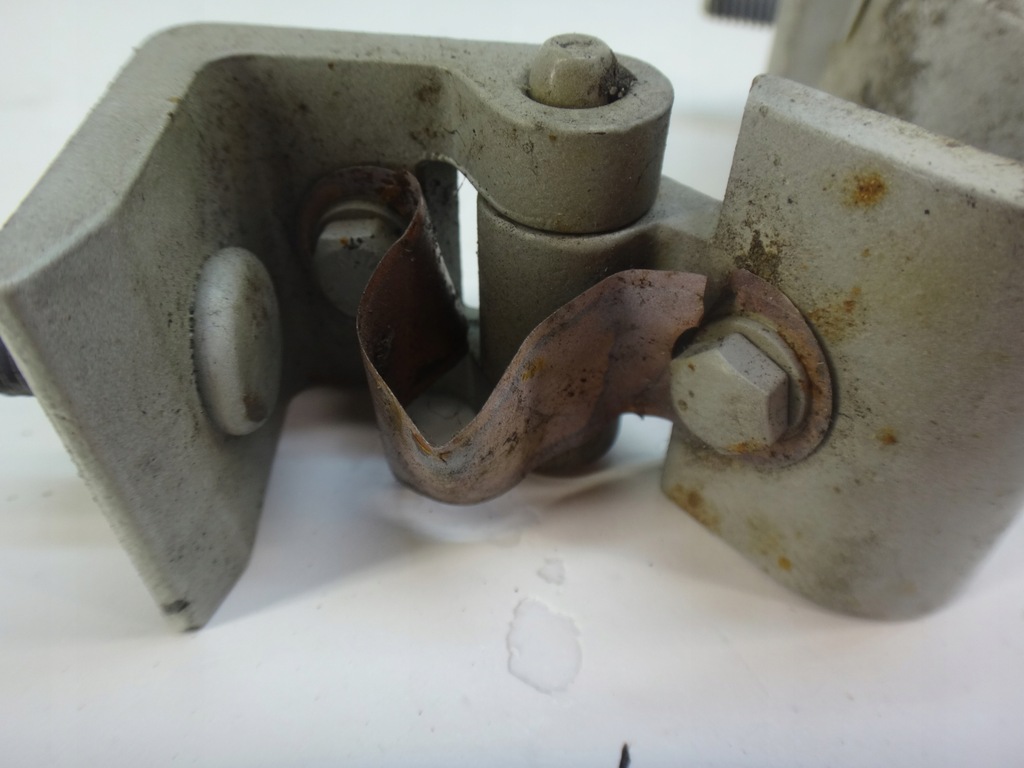 фото №6, Петля кришки багажника лівий задня mini r56 7148896