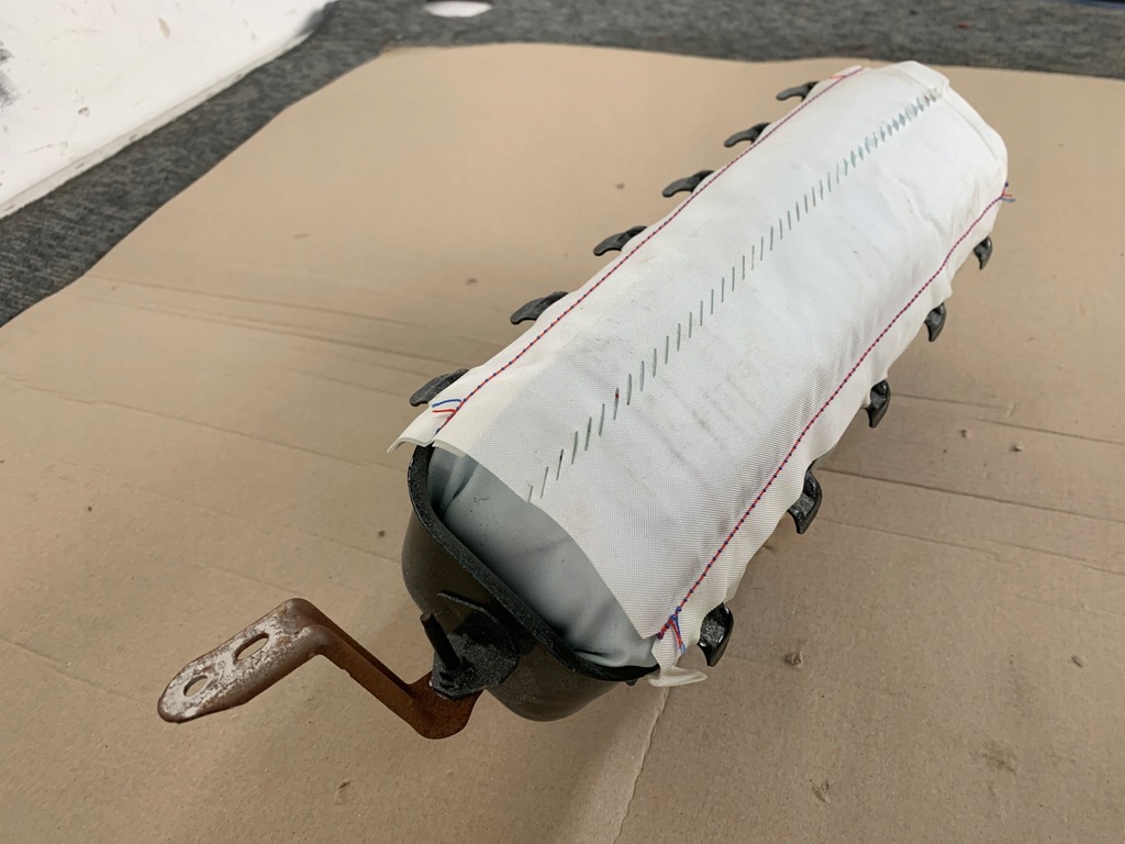 фото №6, Ford mustang mach-e rwd 75.7 kwh подушка воздушная пассажира подушка безопасности