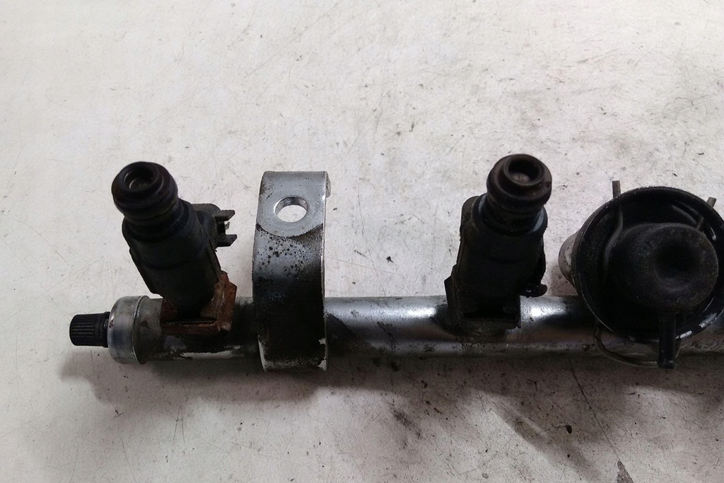 фото №3, Комплект форсунок mini cooper r50, r53 04891192aa 1.6l бензиновий 2001