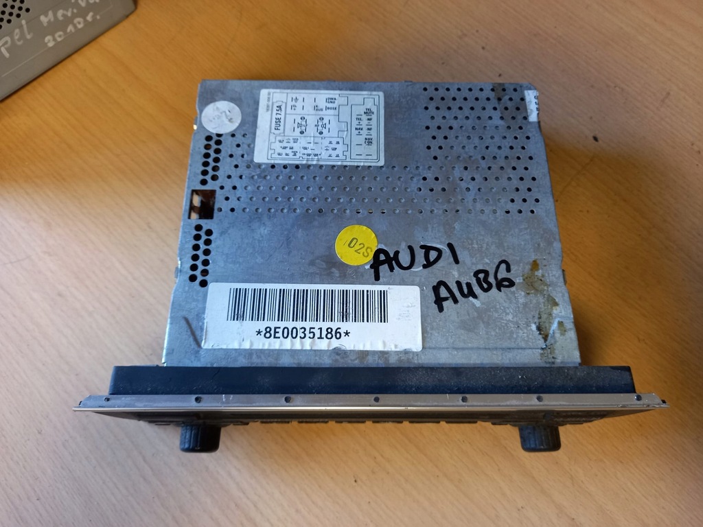 фото №2, Радио радиопроигрыватель cd rds 8e0035186 audi a4 b6 00-05